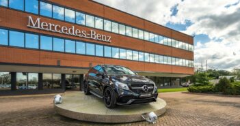 Die Sicherheit des Mercedes Keyless-Go-Systems im Blick (Foto: AdobeStock - 440205384_Pawel Pajor)